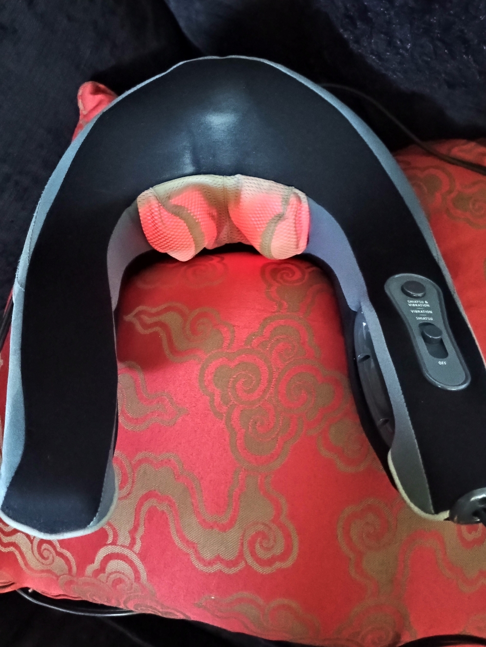 Homedics Shiatsu Neck Massager in Black and Gray